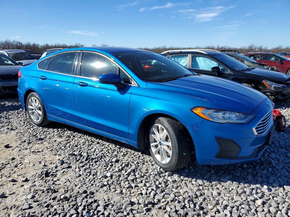 2019 Ford Fusion se