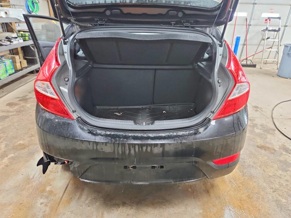 2012 Hyundai Accent gls