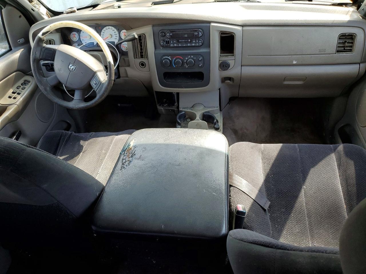 2004 Dodge RAM 1500 ST