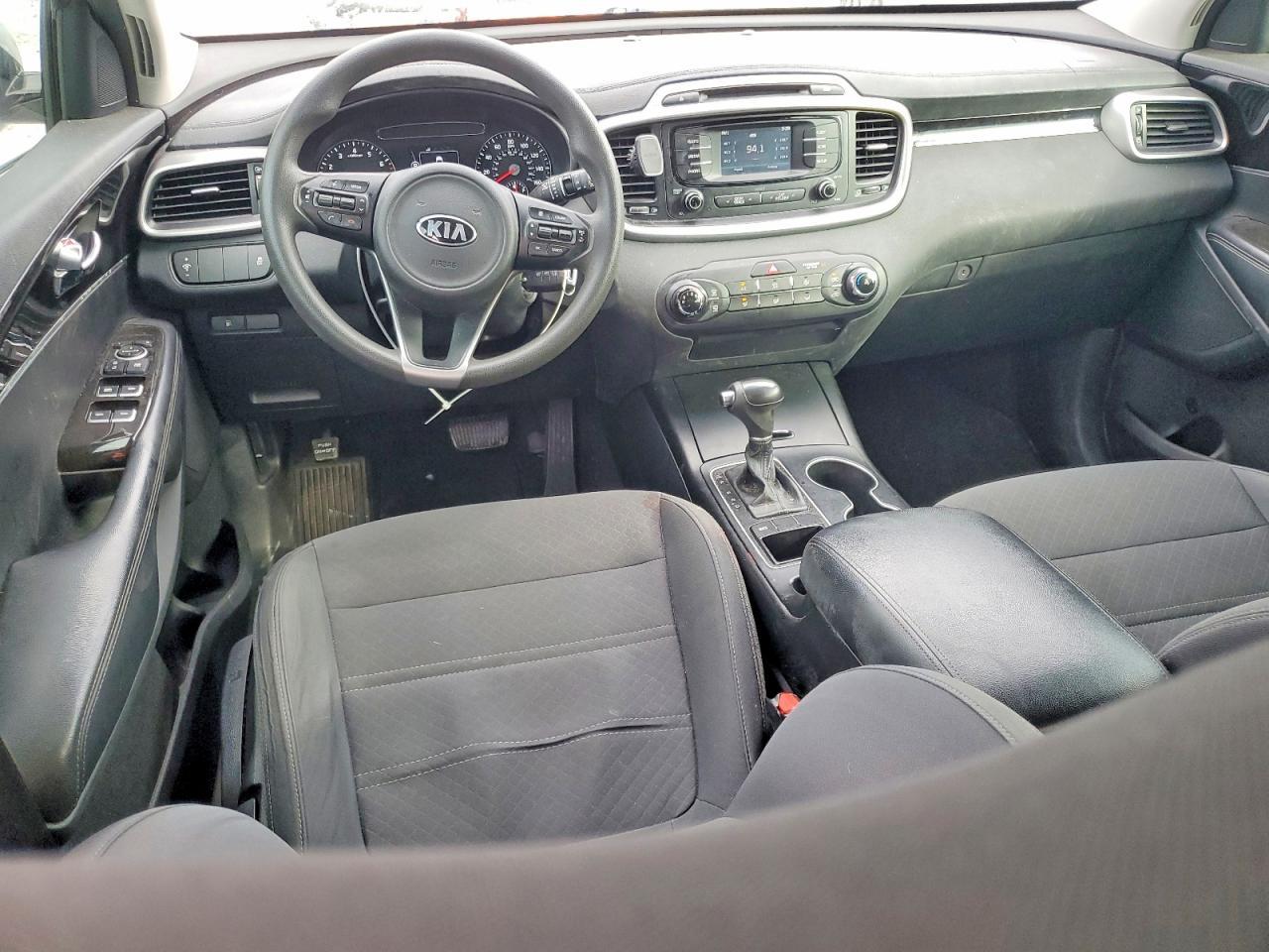 2017 KIA Sorento lx