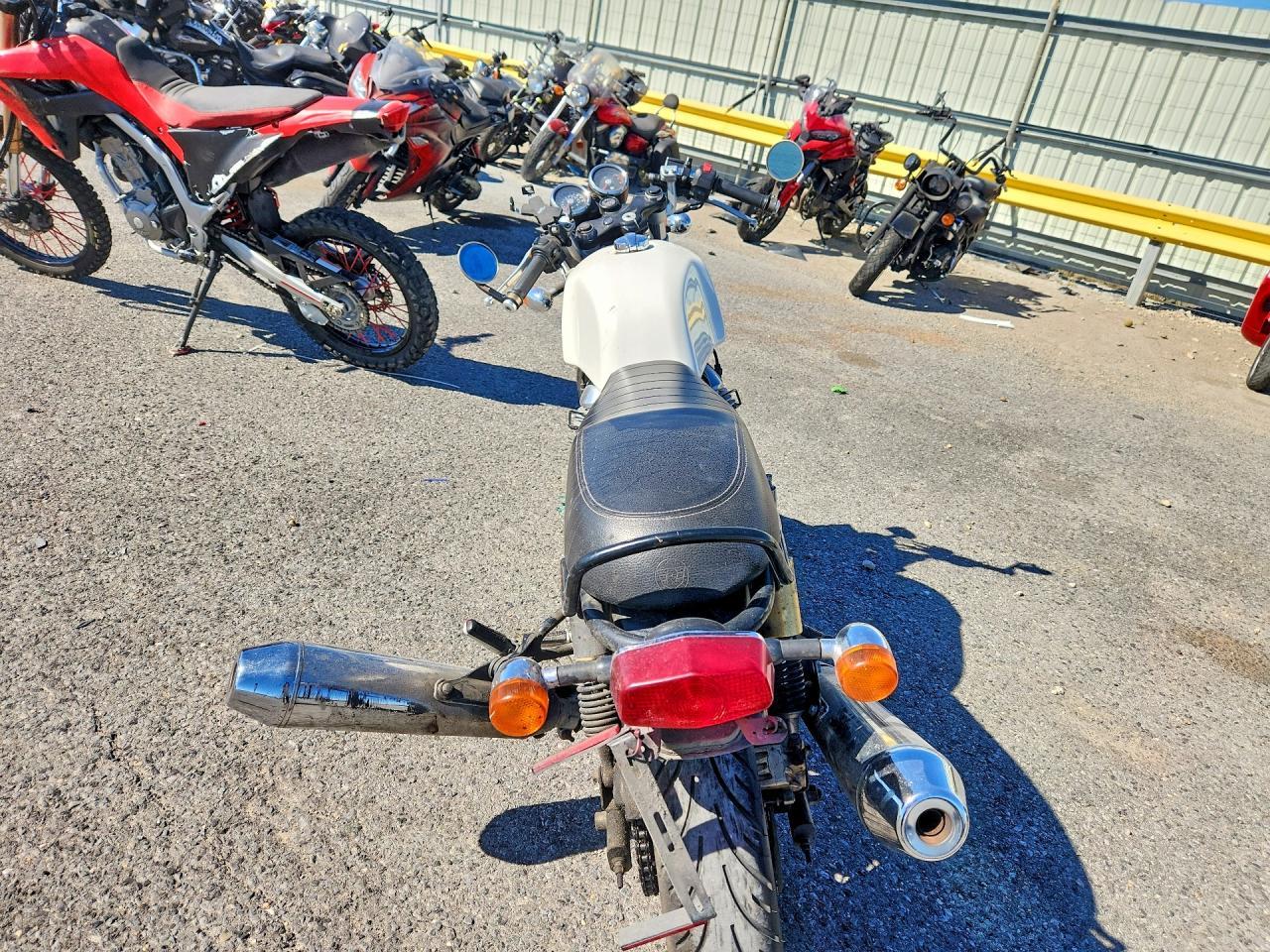 2022 Royal Enfield Motors INT 650