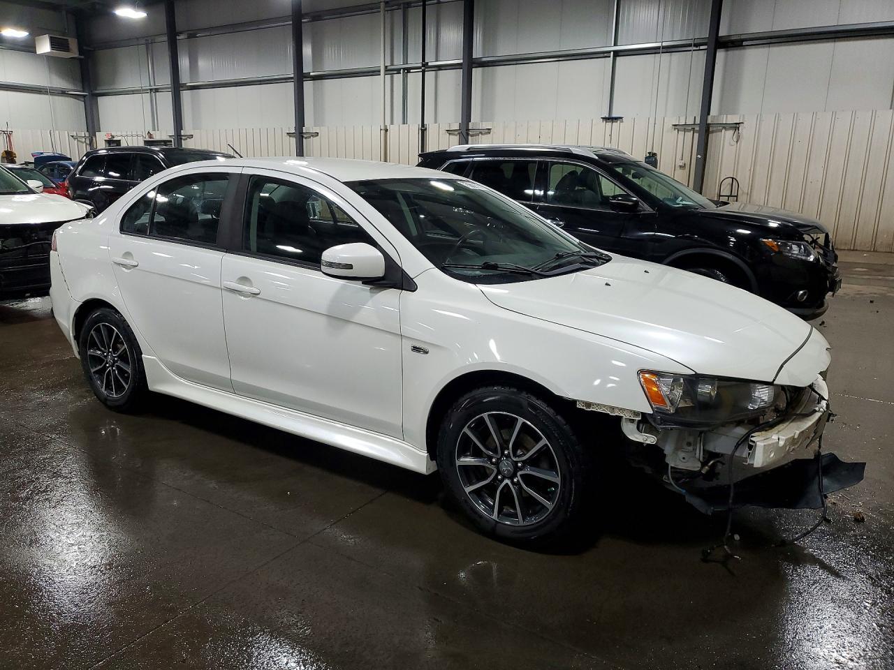 2017 Mitsubishi Lancer es