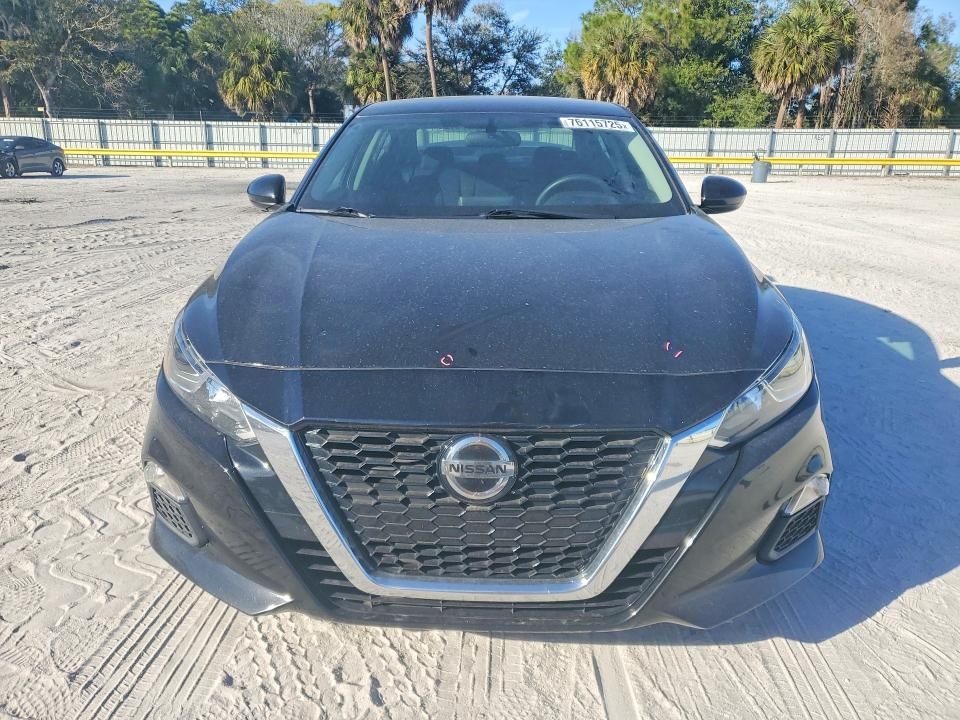 2020 Nissan Altima s