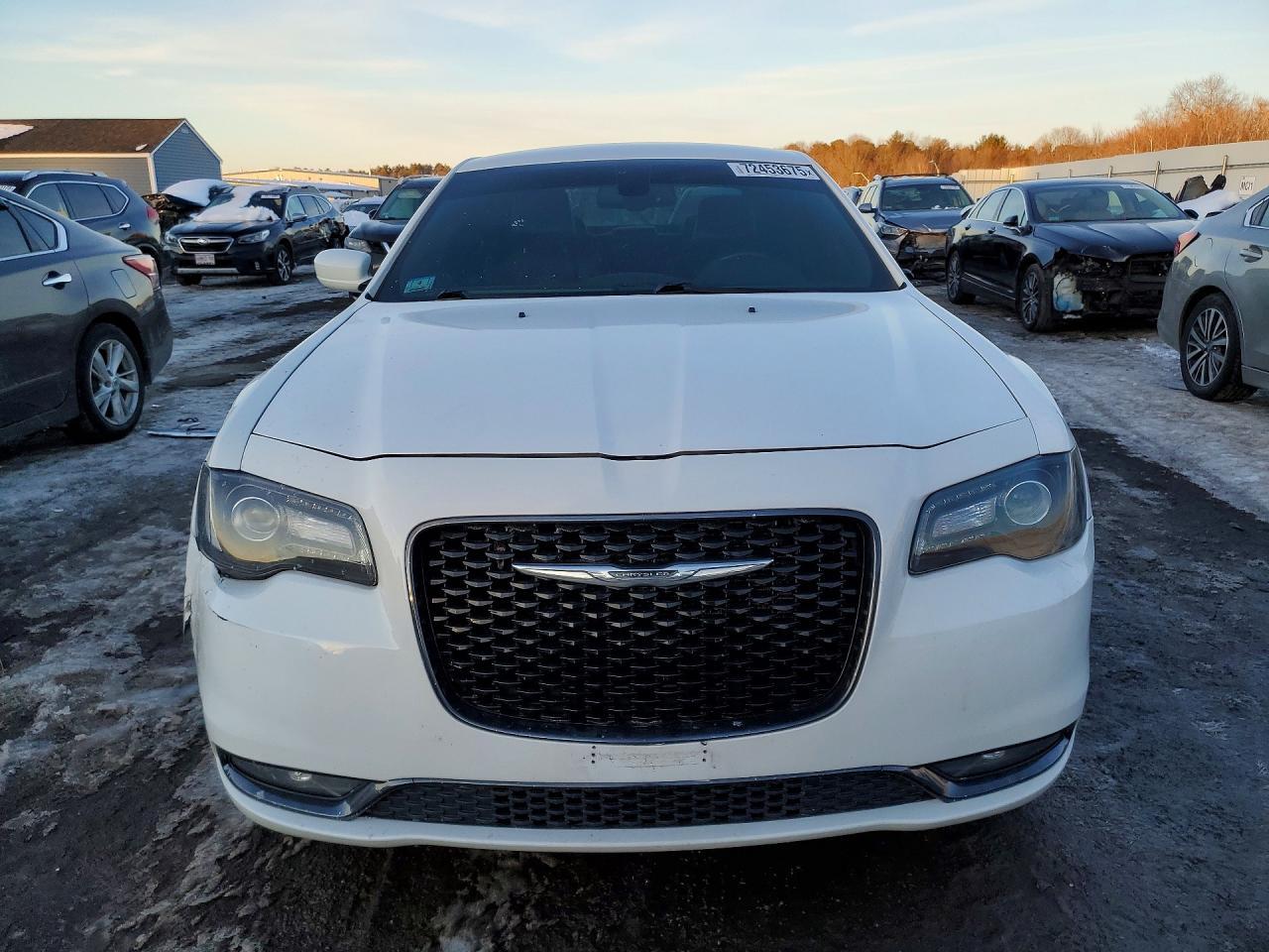 2016 Chrysler 300 s