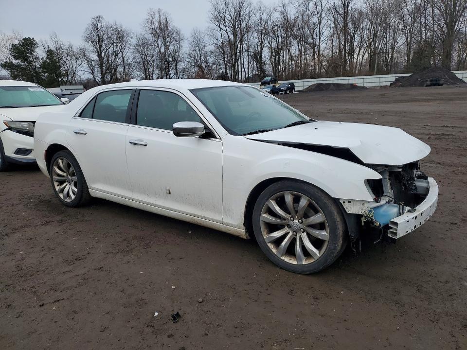 2018 Chrysler 300 Limited