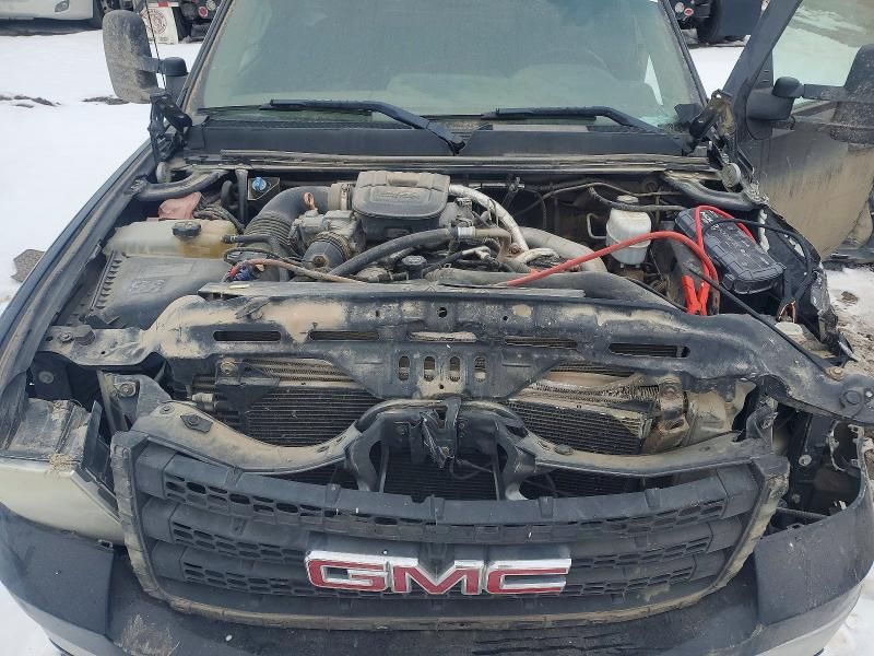 2011 GMC Sierra K2500 Flatbed Truck