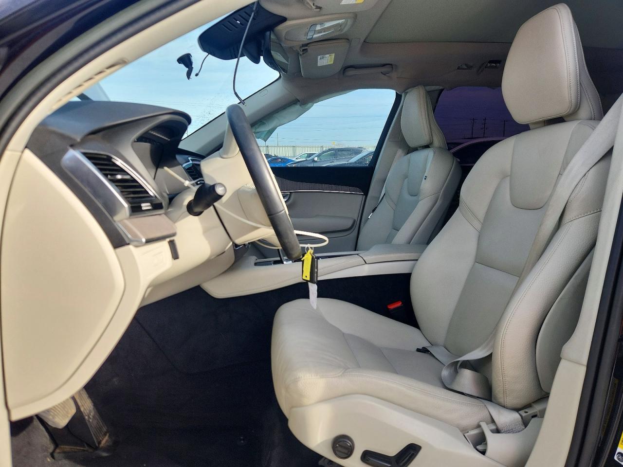 2023 Volvo Xc90 Plus