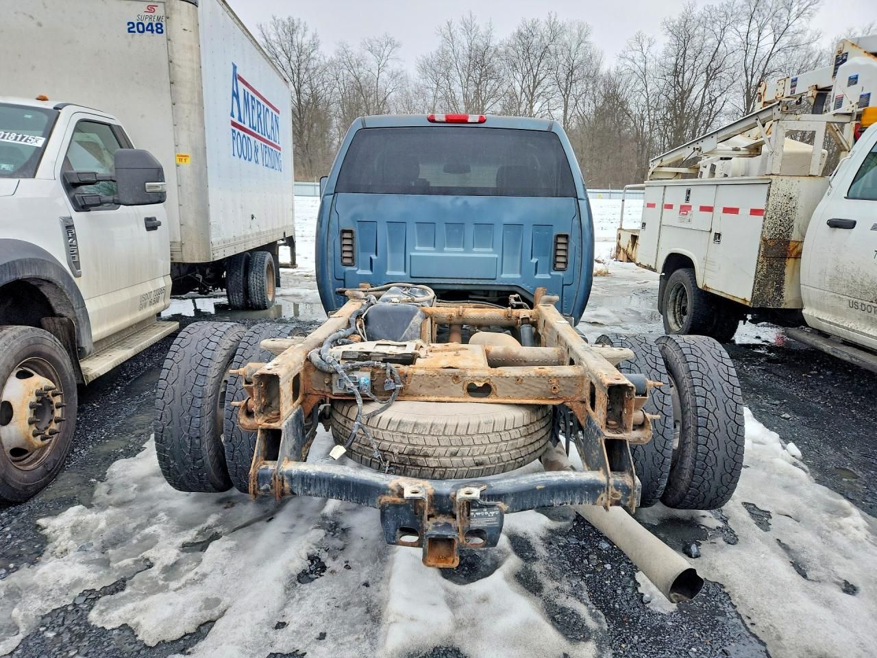 2012 Chevrolet Silverado 3500 Truck Cab AND Chassis
