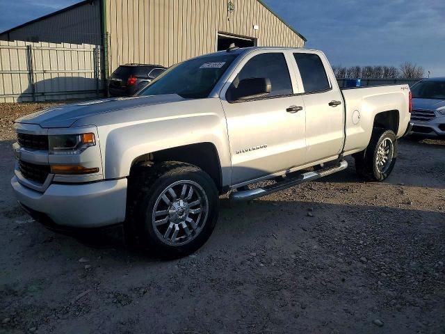 2017 Chevrolet Silverado K1500 Custom