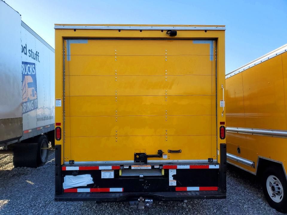 2022 Ford E350 BOX Truck