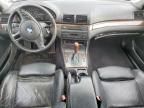 2003 BMW 325 it