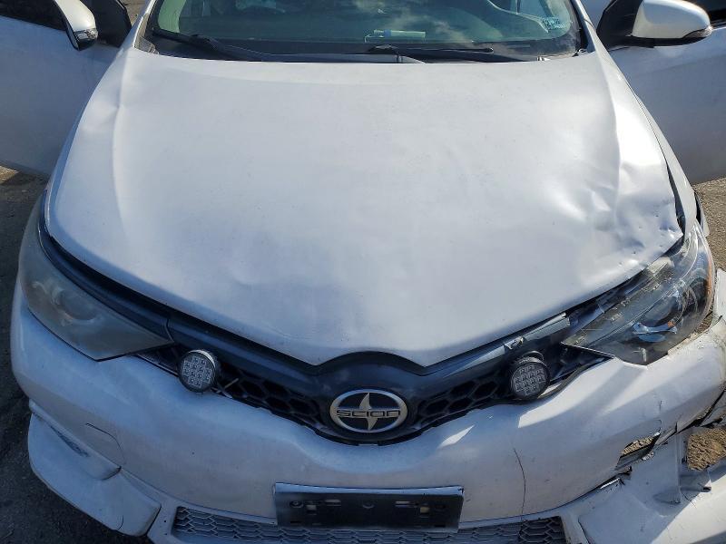2016 Scion IM