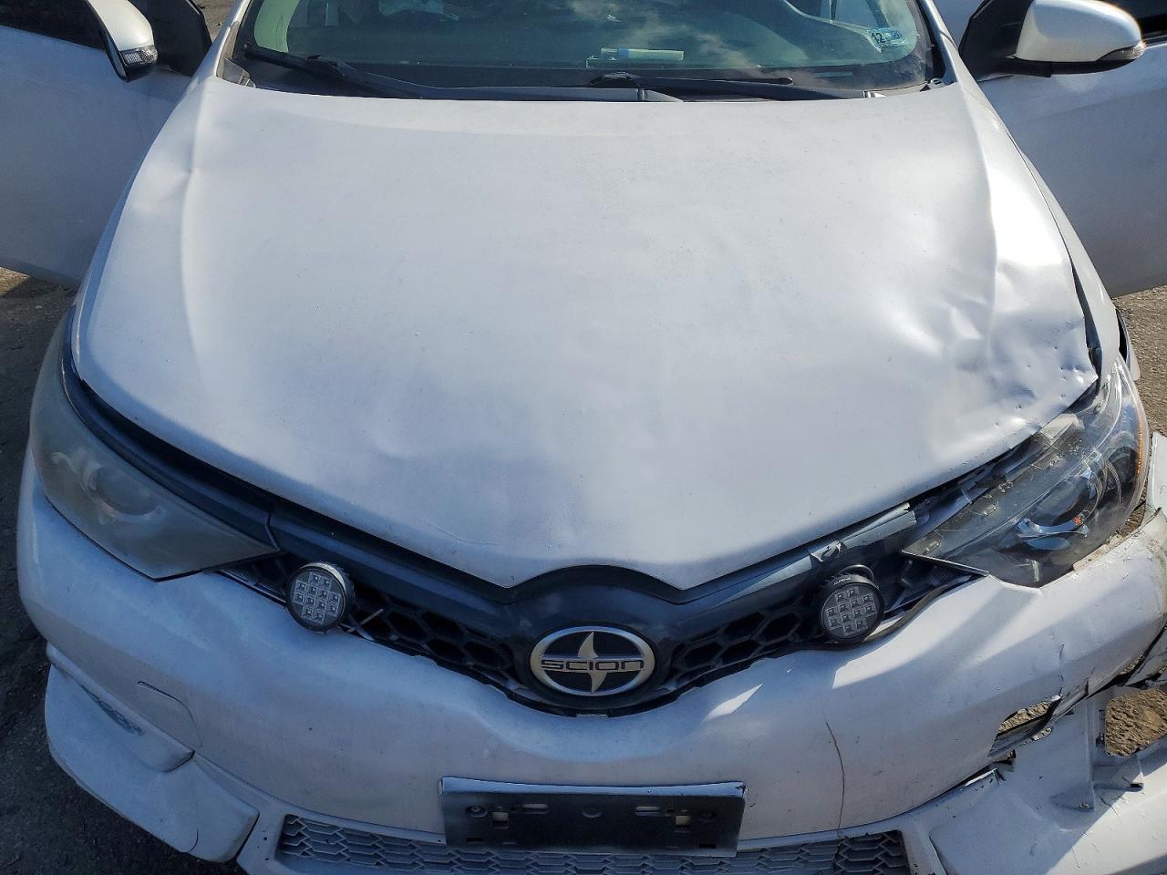 2016 Scion IM