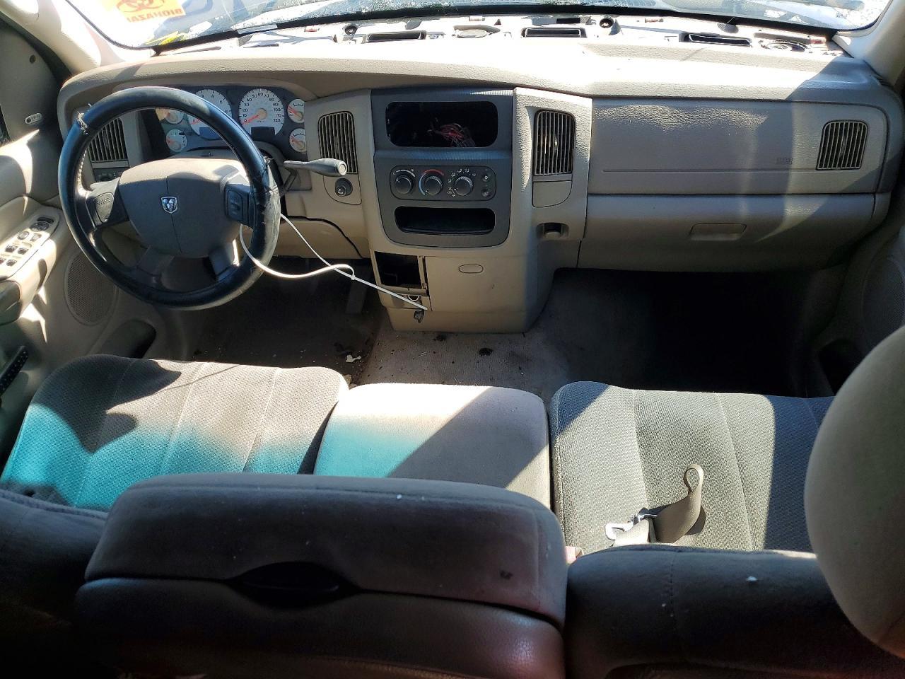 2004 Dodge RAM 1500 ST