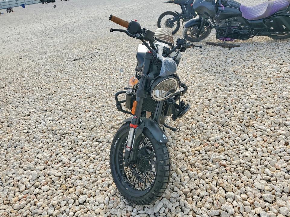 2023 Husqvarna Vitpilen 401/SVARTPILEN 401