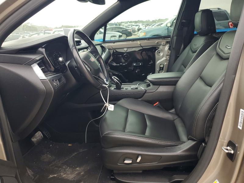 2022 Cadillac XT6 Luxury