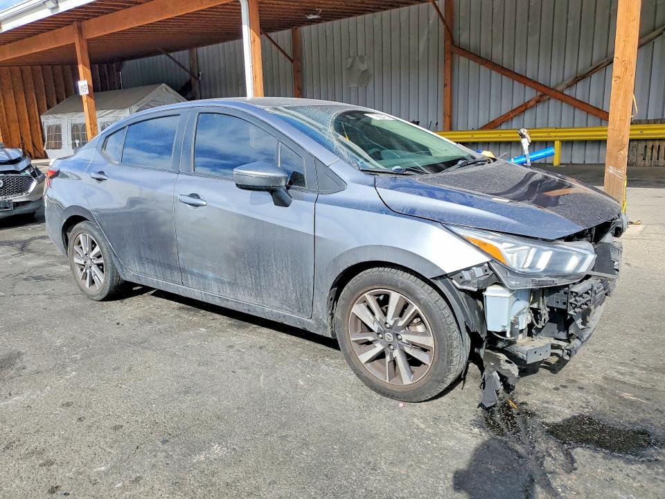 2021 Nissan Versa sv