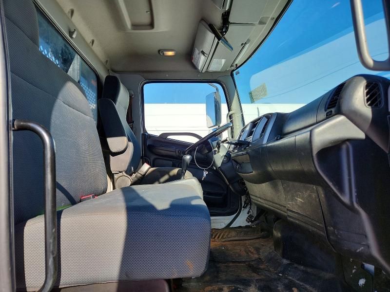 2017 Hino 258/268 Flatbed Truck