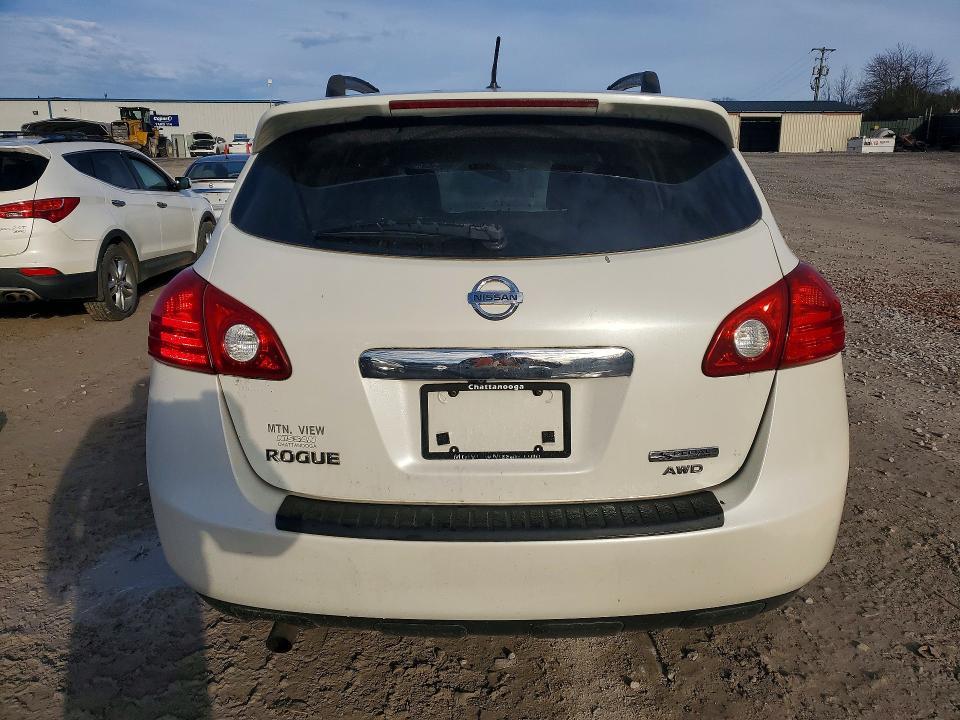 2012 Nissan Rogue s