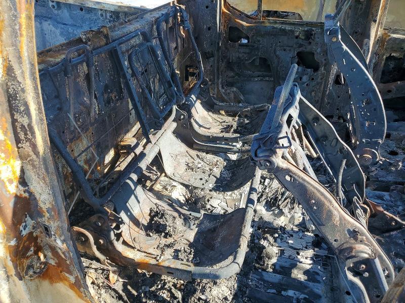 2006 Nissan Frontier Crew cab le