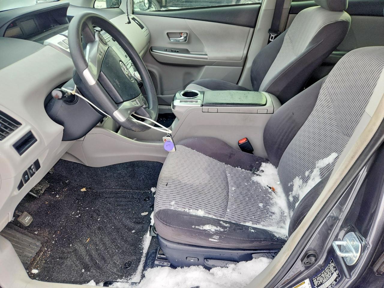 2016 Toyota Prius v