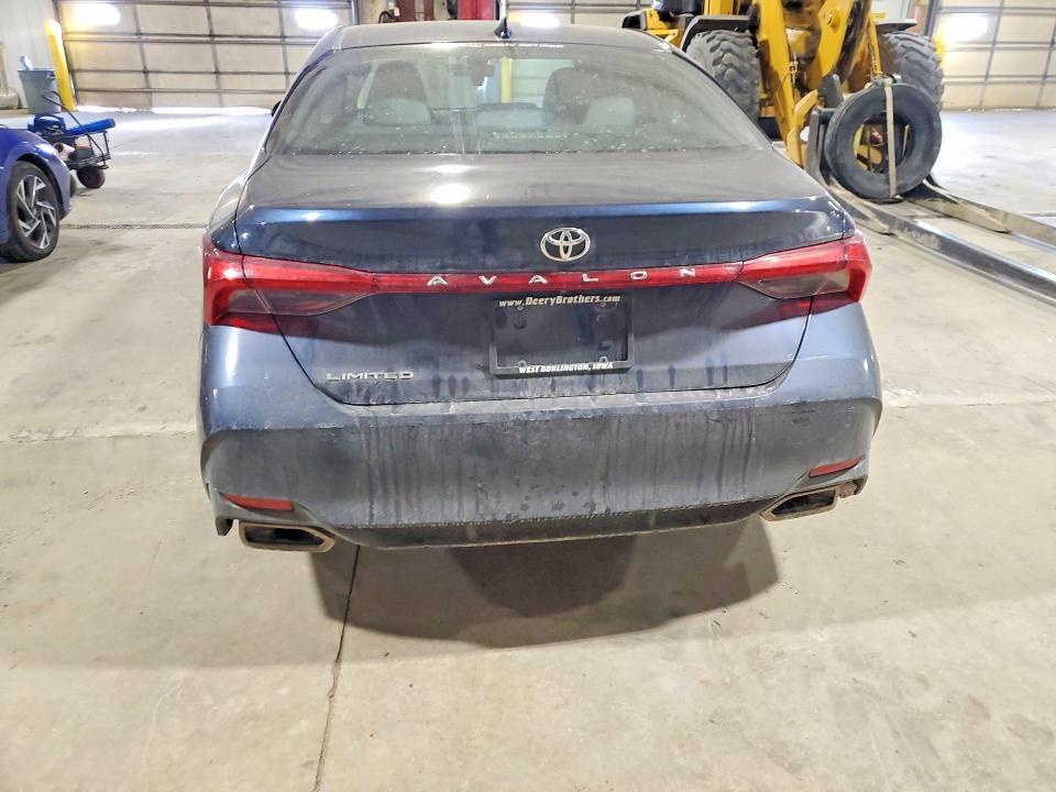 2019 Toyota Avalon xle