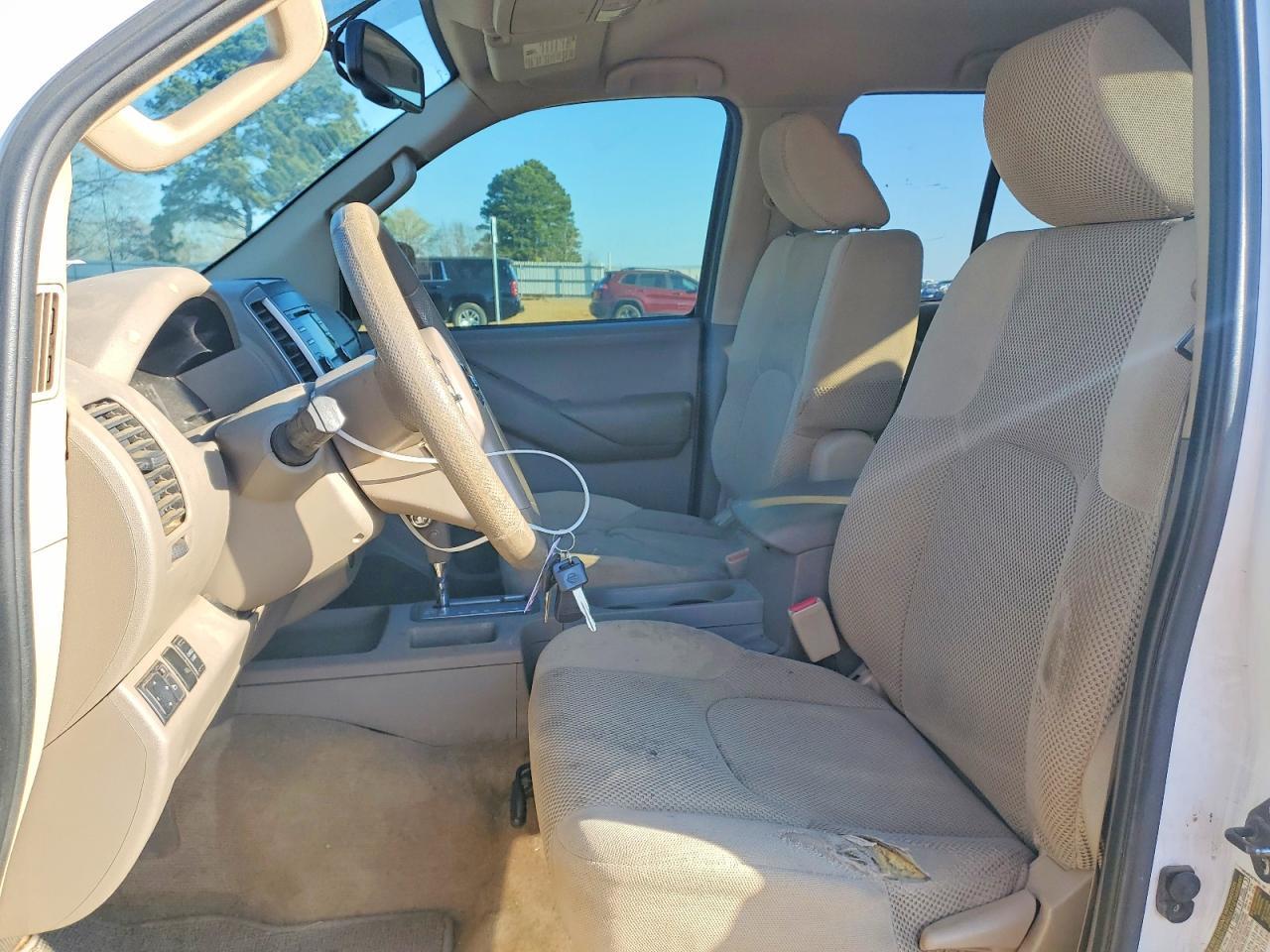 2013 Nissan Frontier S