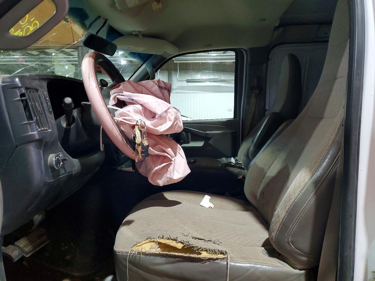 2017 GMC Savana G2500 Delivery Van