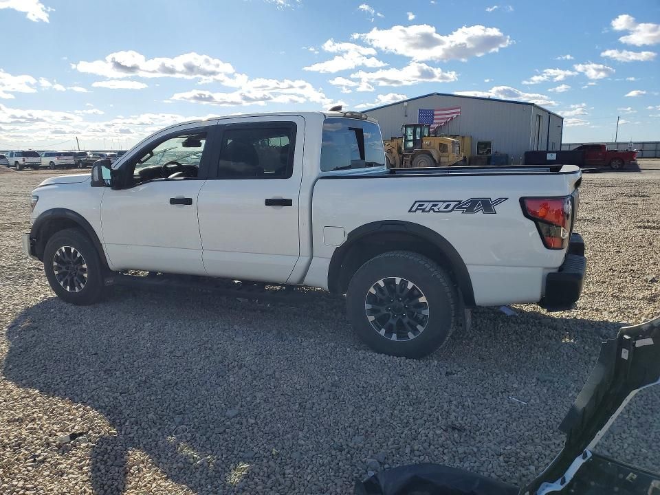 2024 Nissan Titan Pro-4x