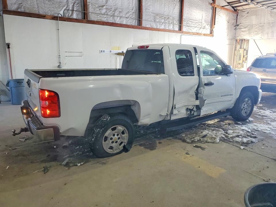 2011 Chevrolet Silverado C1500 lt