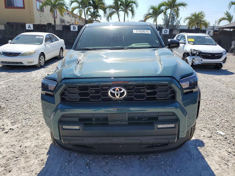 2025 Toyota 4runner SR5