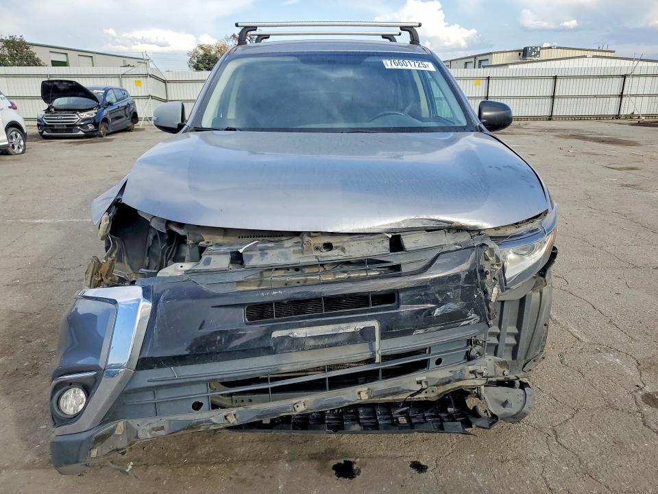 2017 Mitsubishi Outlander es