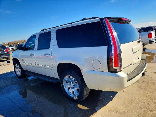 2013 GMC Yukon xl C1500 slt