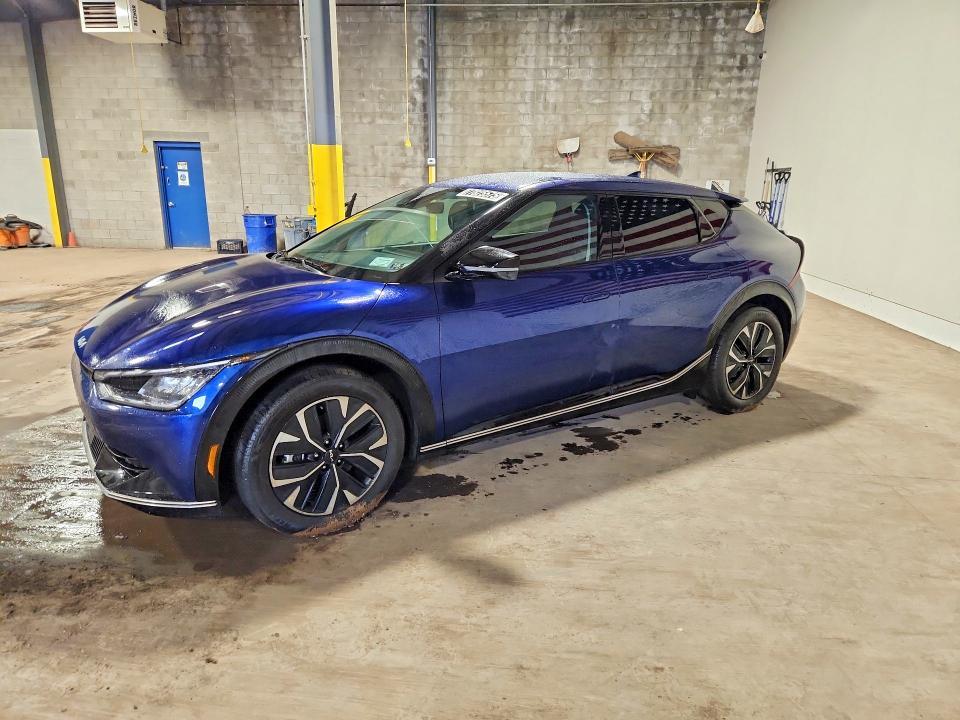 2024 KIA EV6 Wind