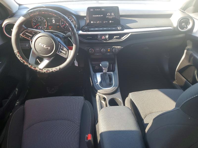 2024 KIA Forte lx