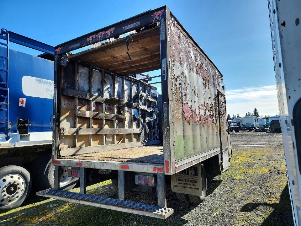 2003 Chevrolet W4500 BOX Truck