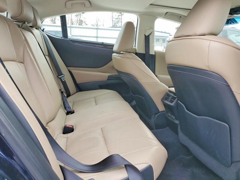 2020 Lexus Es 300h Ultra Luxury