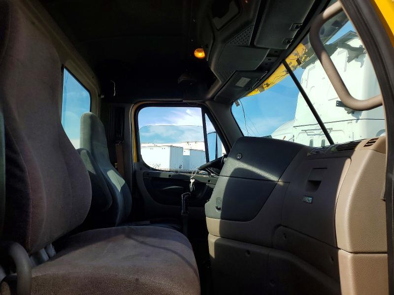 2013 Freigliner Cascadia 125