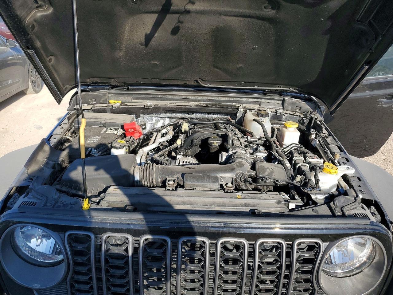 2025 Jeep Gladiator Sport