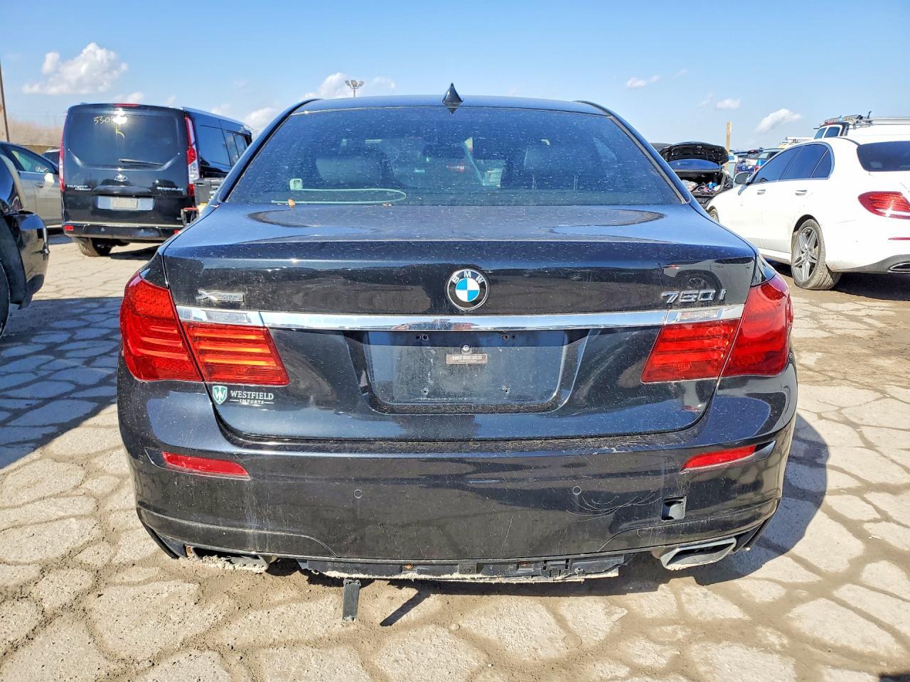 2013 BMW 750 xi
