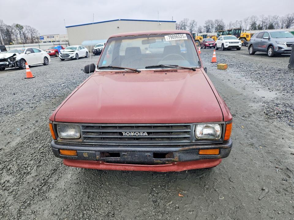 1988 Toyota Pickup Base