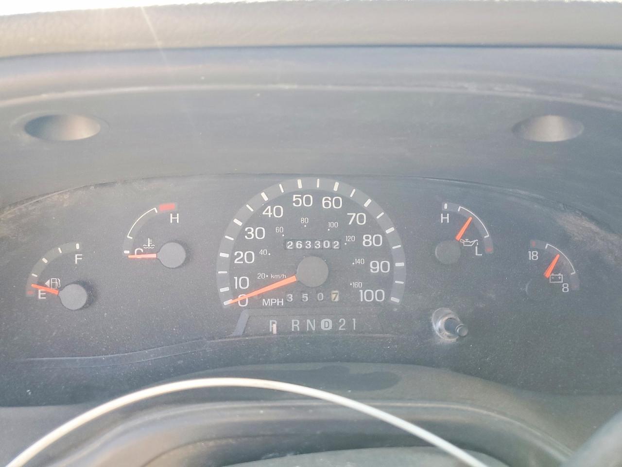 2003 Ford E350 Delivery Van