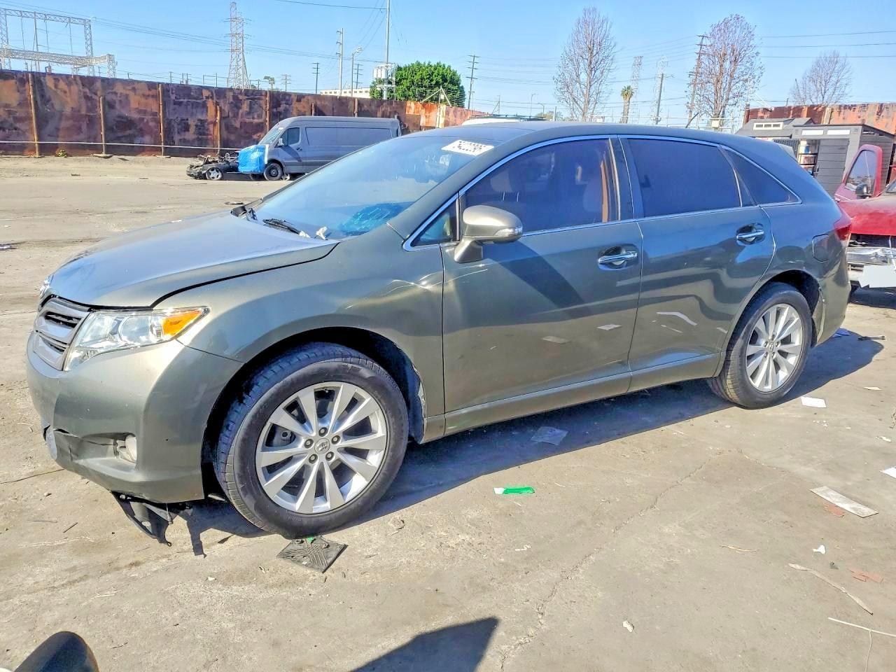 2014 Toyota Venza le