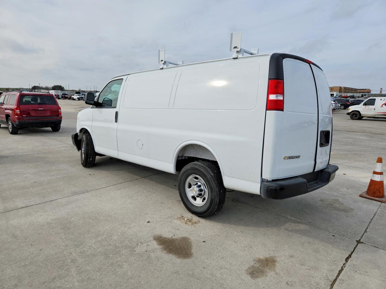 2025 Chevrolet Express 2500 Cargo Utility / Service Van