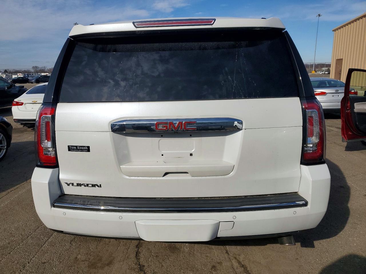 2016 GMC Yukon Denali