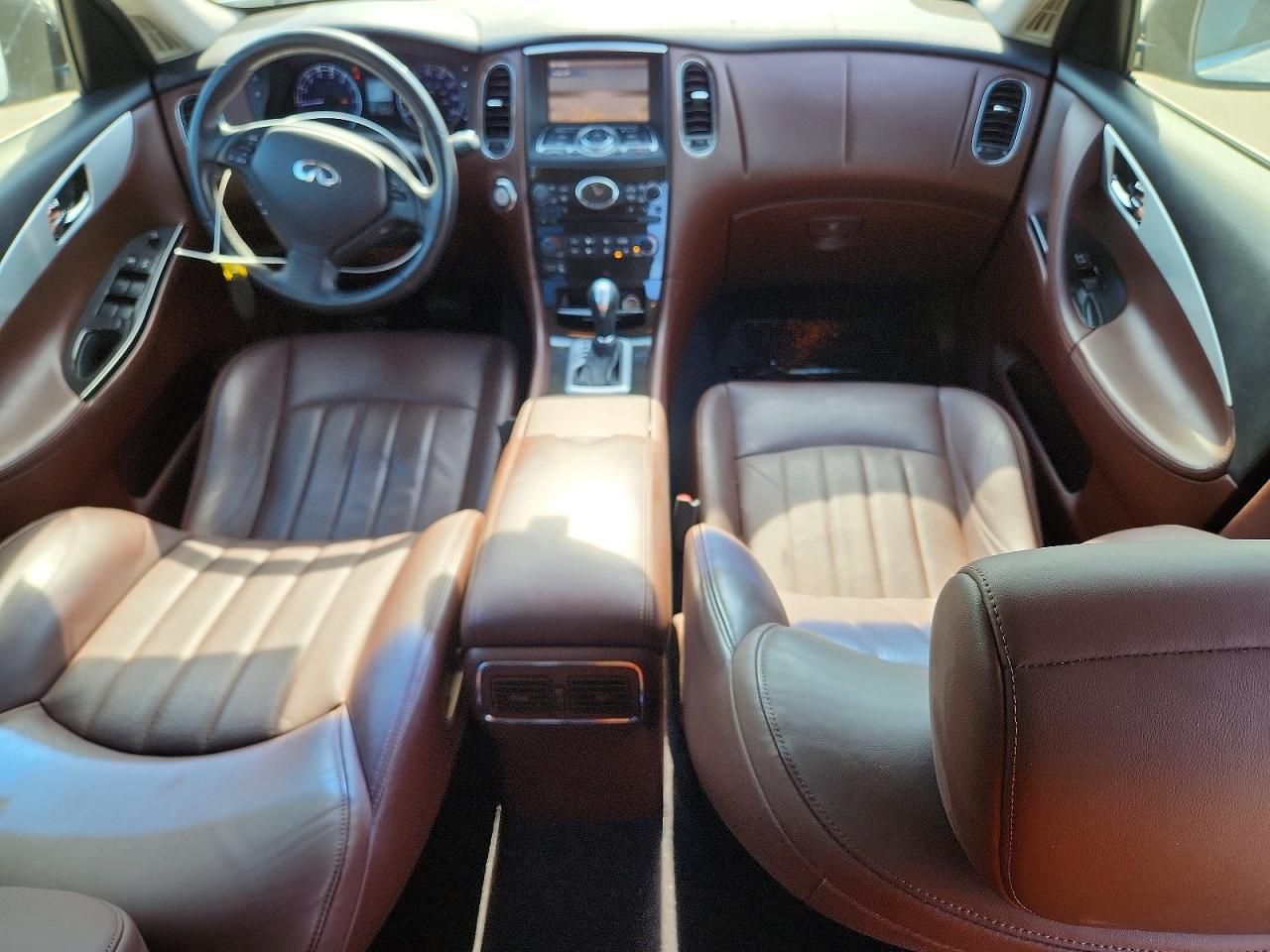 2016 Infinity Qx50 Base