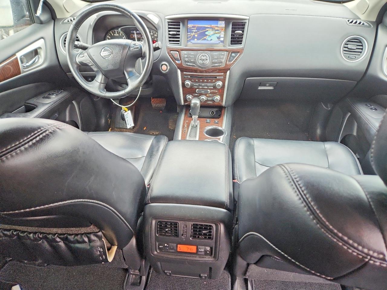 2014 Nissan Pathfinder s