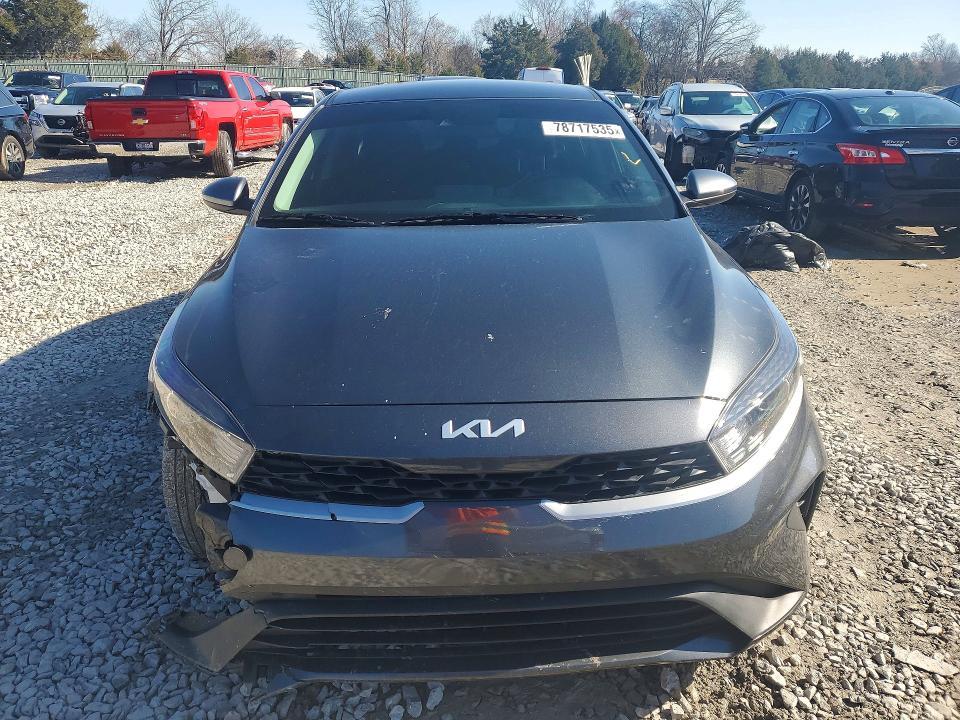 2024 KIA Forte lx