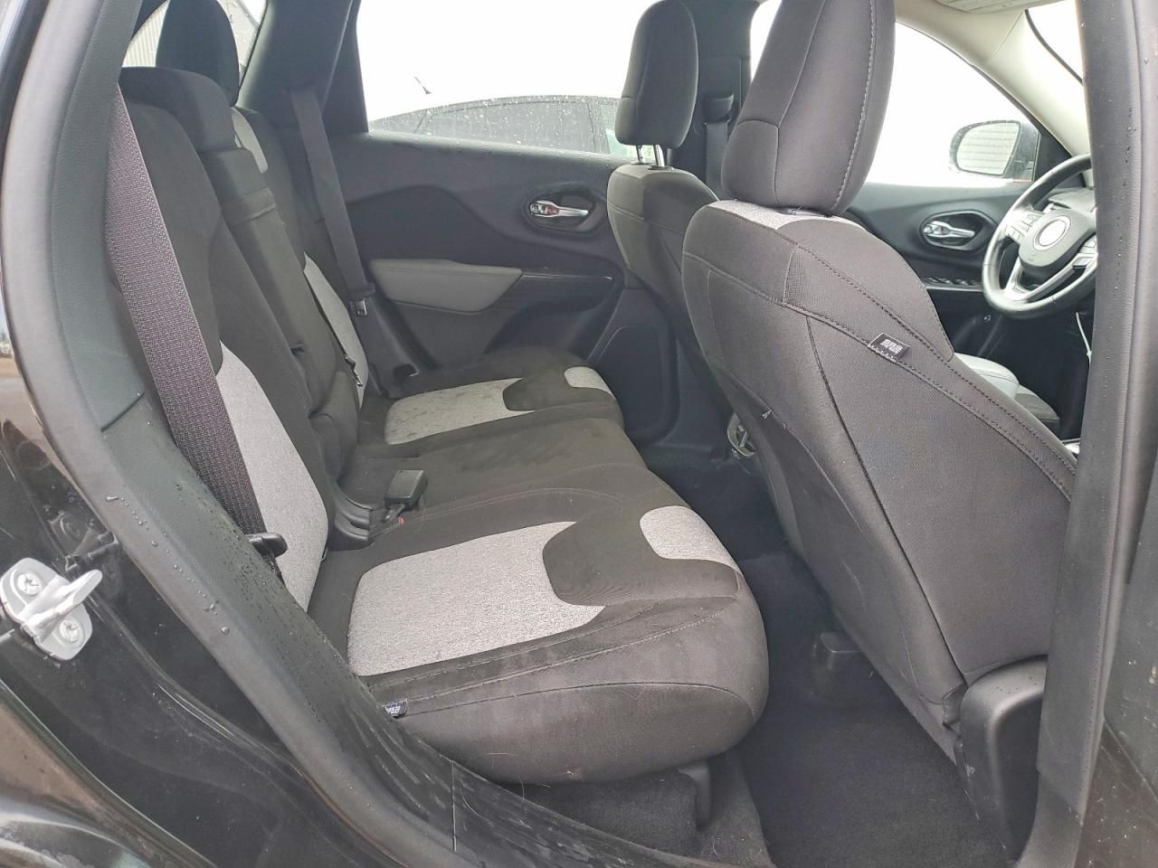 2014 Jeep Cherokee Sport