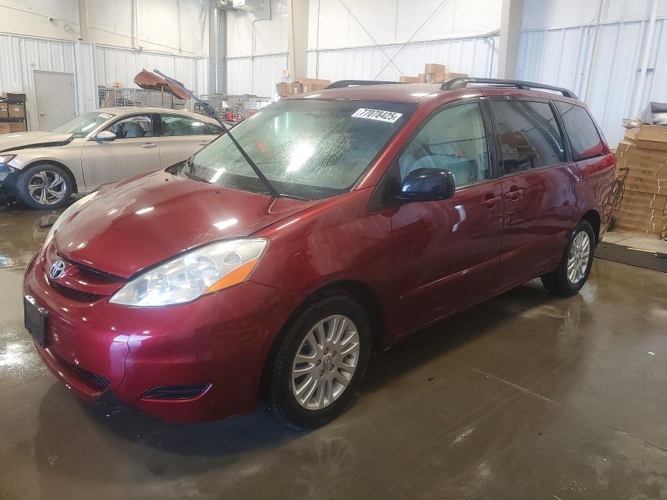 2008 Toyota Sienna le 7-passenger